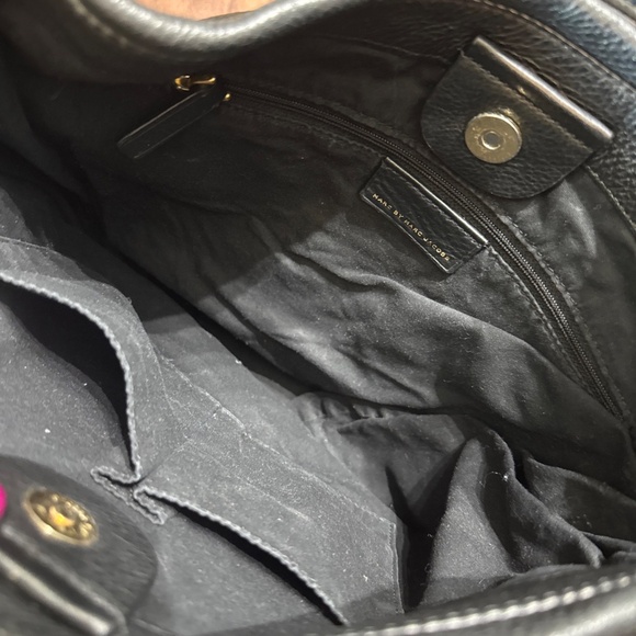 MARC JACOBS 'Classic Q' Pebbled Leather Bucket Hillier Hobo Bag Tote - Picture 4 of 6